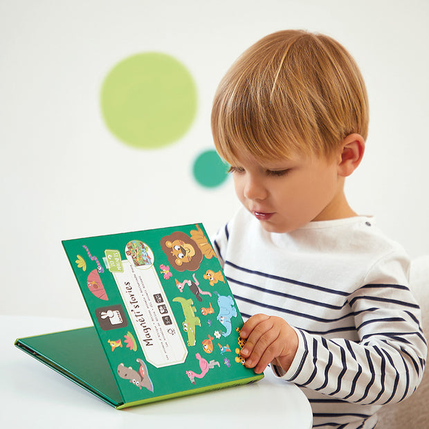 Safari Animals Magnetic Story