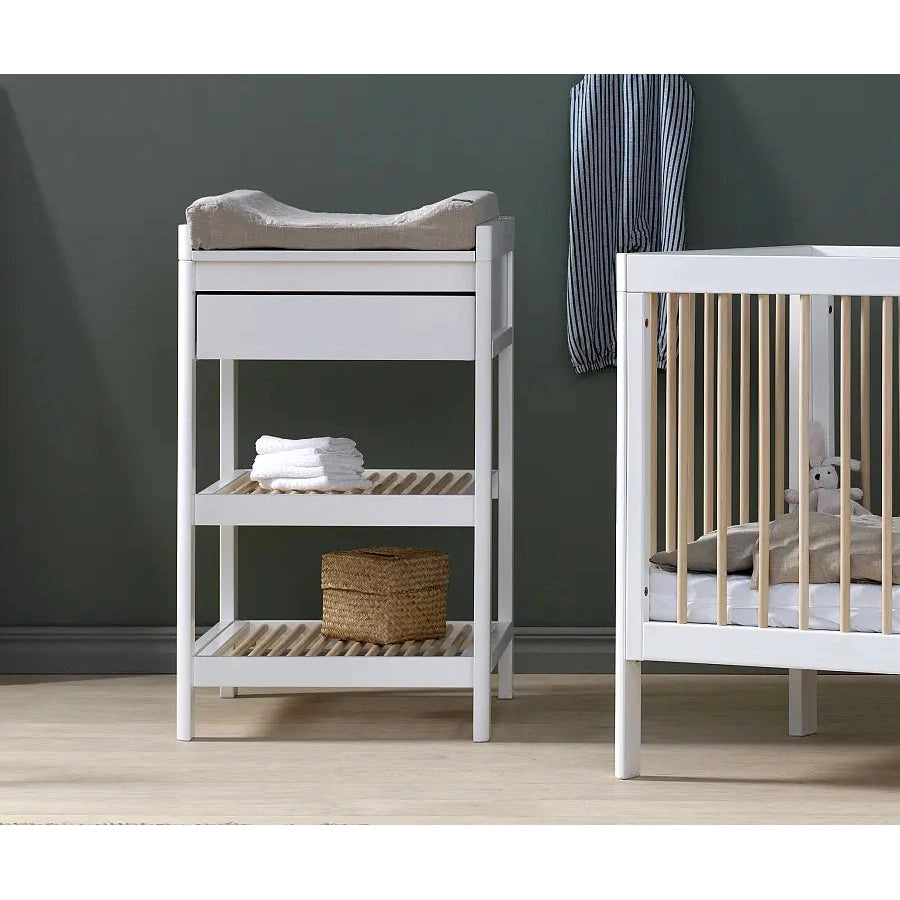 Lukas Change Mat Comfortable Diapering Surface1