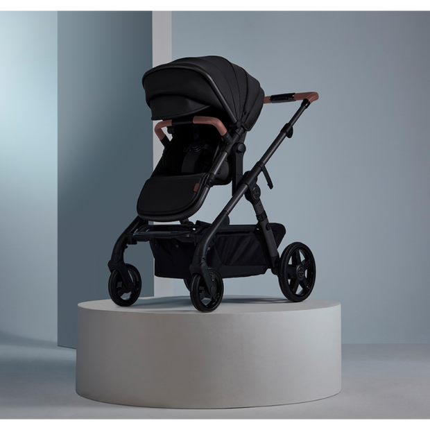 Wave 3 Pram (Licorice)
