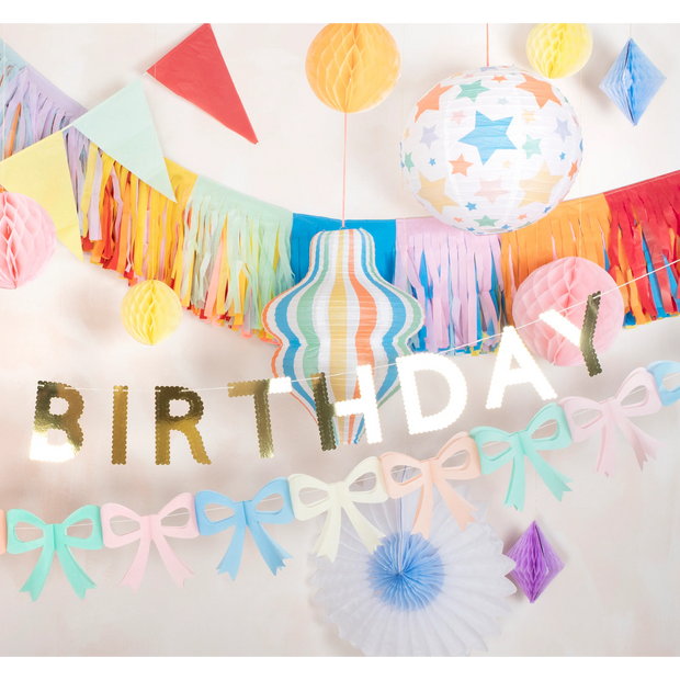 Bright Fringe Garland