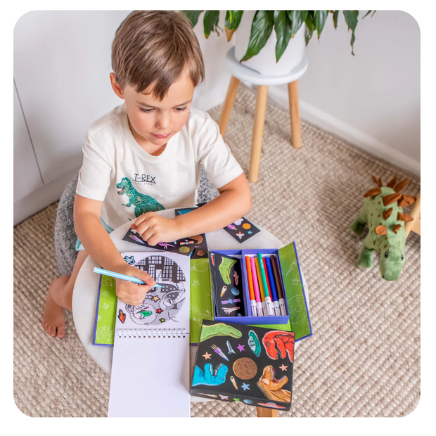 Colouring Set - Dinos in Space