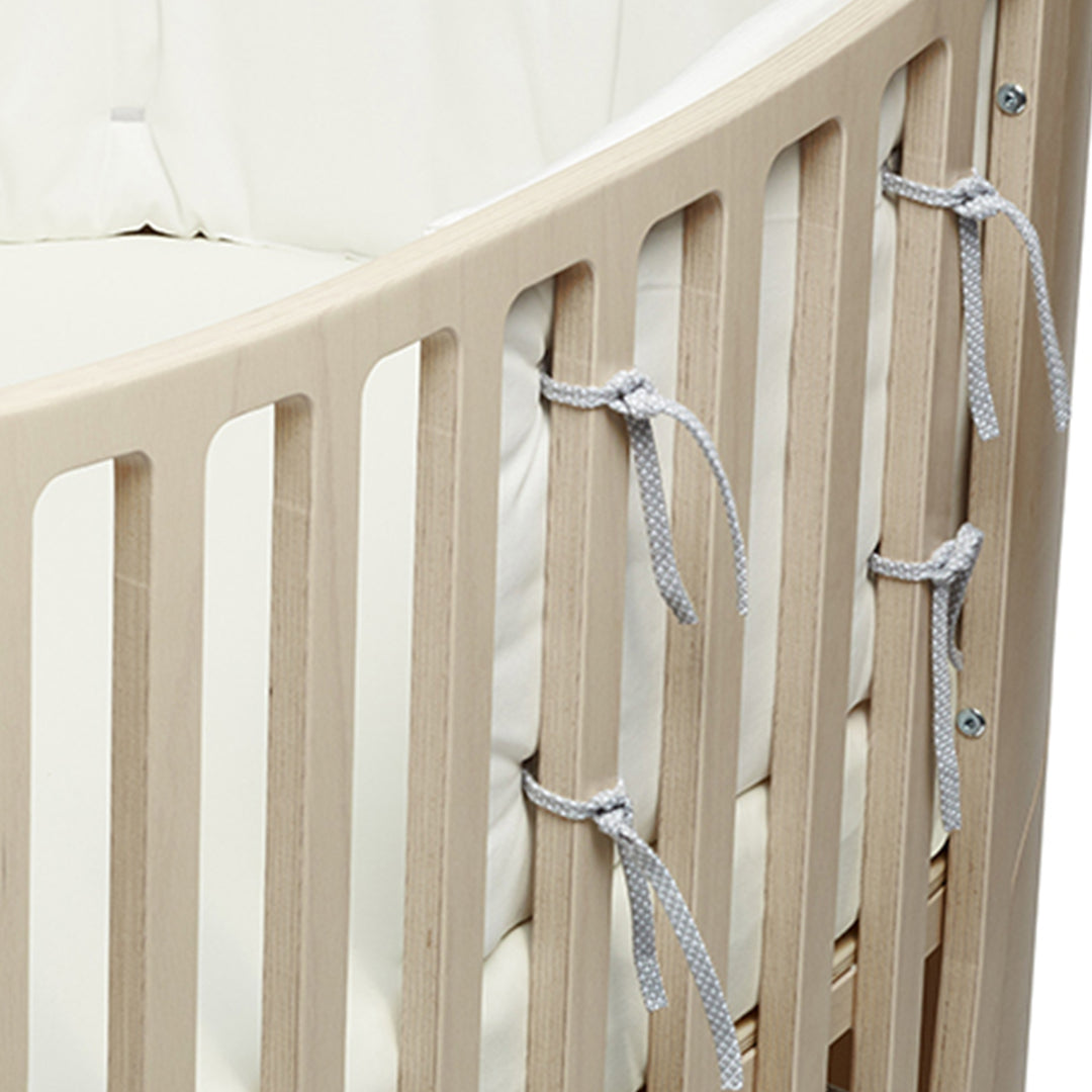 Shop Leander Organic Classic Cot Bumper Metro Baby