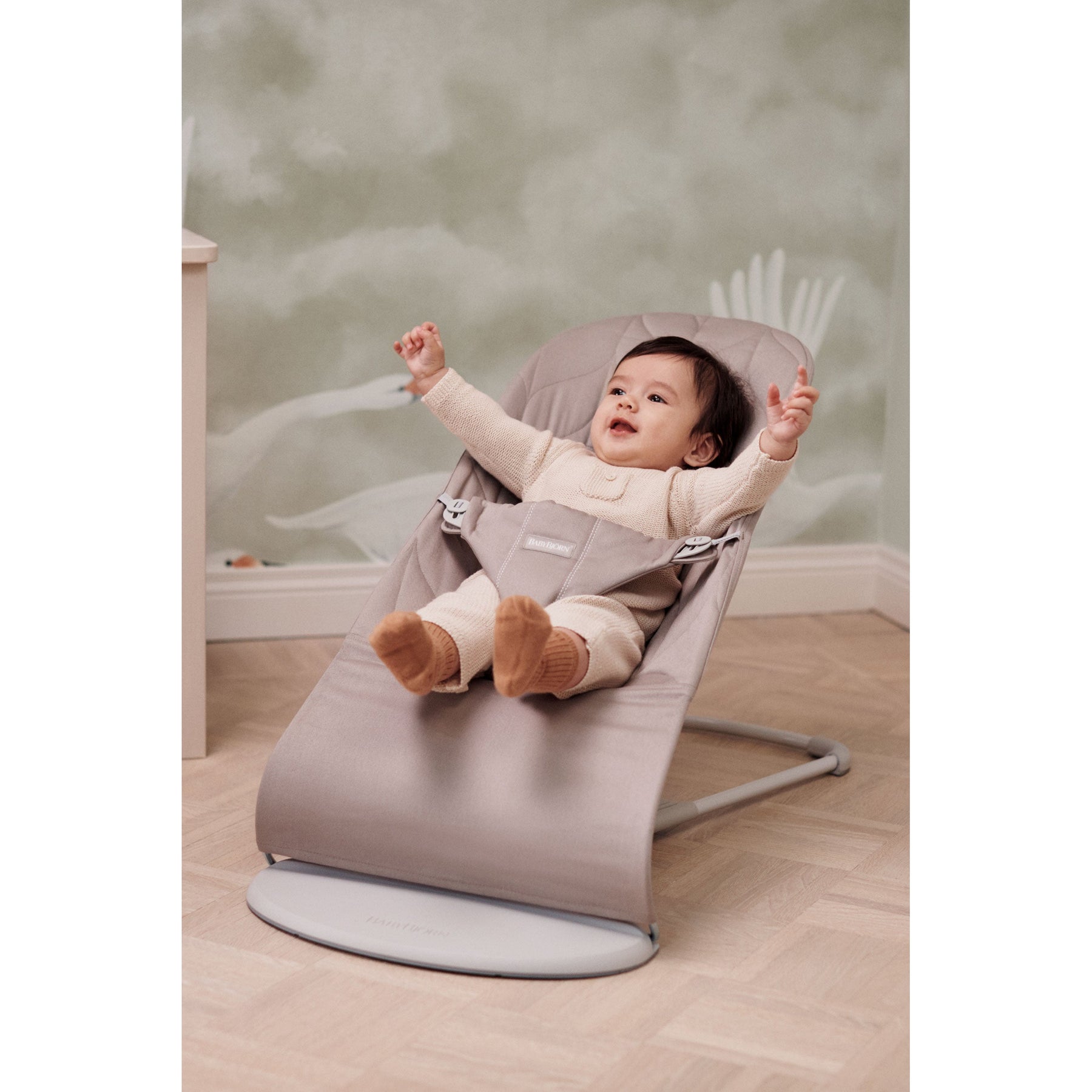 Bouncer Bliss Woven Petal Quilt Sand Grey PRE ORDER SEPTEMBER