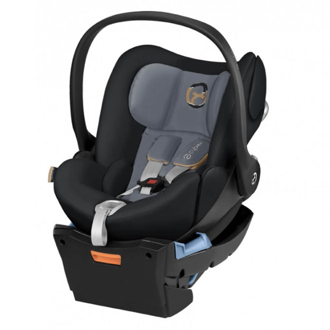 Cybex Cloud Q Capsule Graphite Safety Comfort First